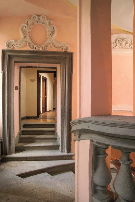 Hotel Teatro Pace Rzym Zewnętrze zdjęcie
