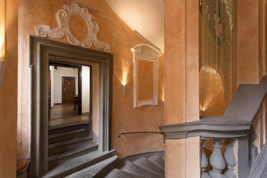 Hotel Teatro Pace Rzym Zewnętrze zdjęcie